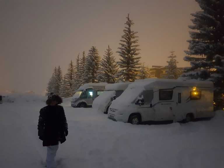 choosing a van for motorhome skiing